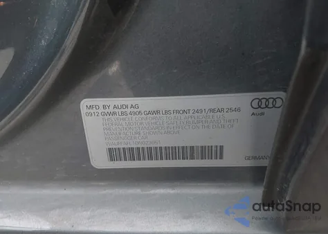 2013 Audi A4 2.0T Premium z USA, uszkodzony, nr VIN WAUFFAFL1DN023051